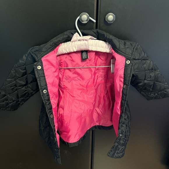 24 month old CALVIN KLEIN JEANS puffer jacket - Picture 5 of 5